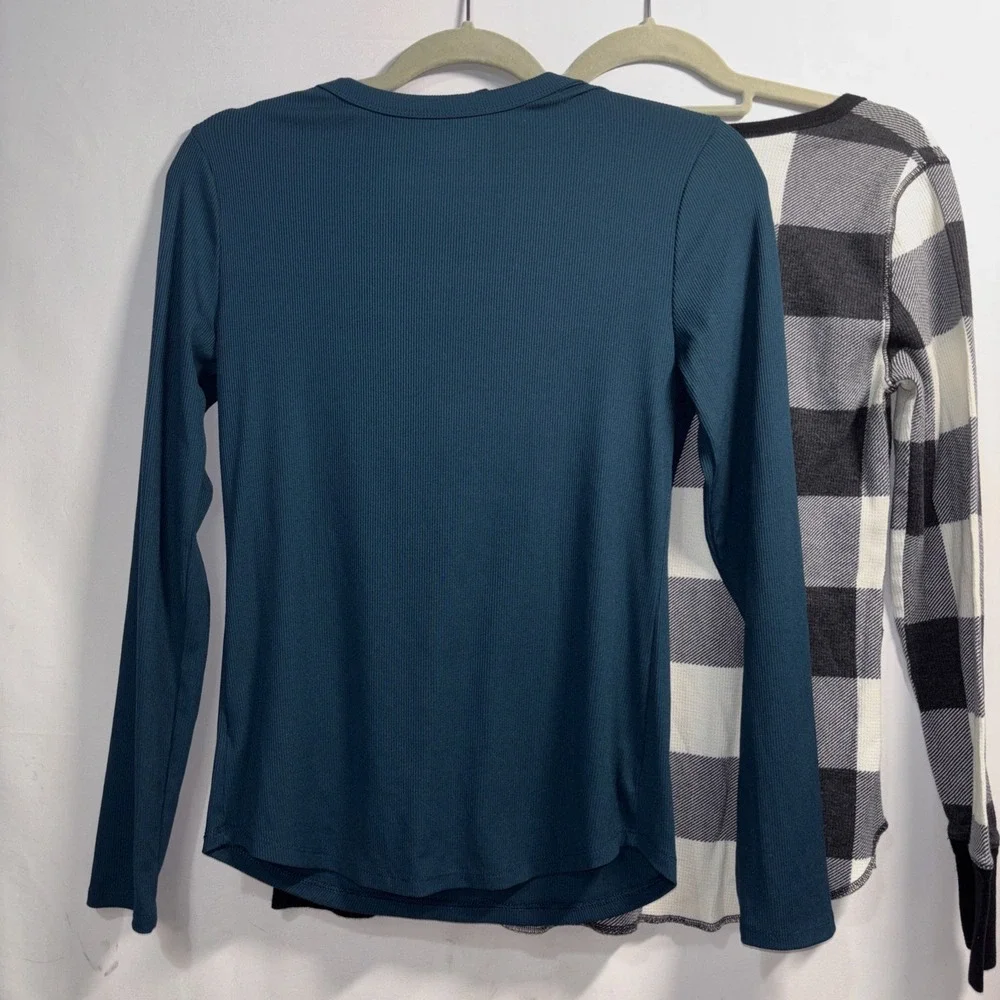 Lot Of 2 Women's M Waffle Knit Long Sleeve Tops Old Navy No Boundaries - Picture 5 of 7
